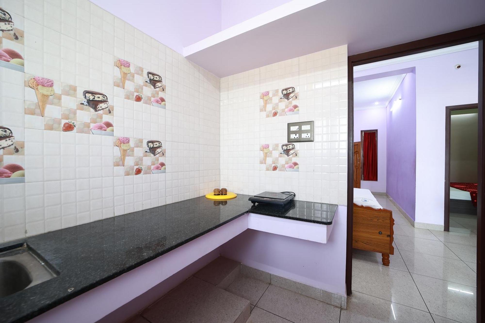 شقة Royal Castle Residency بونديتْشيري المظهر الخارجي الصورة
