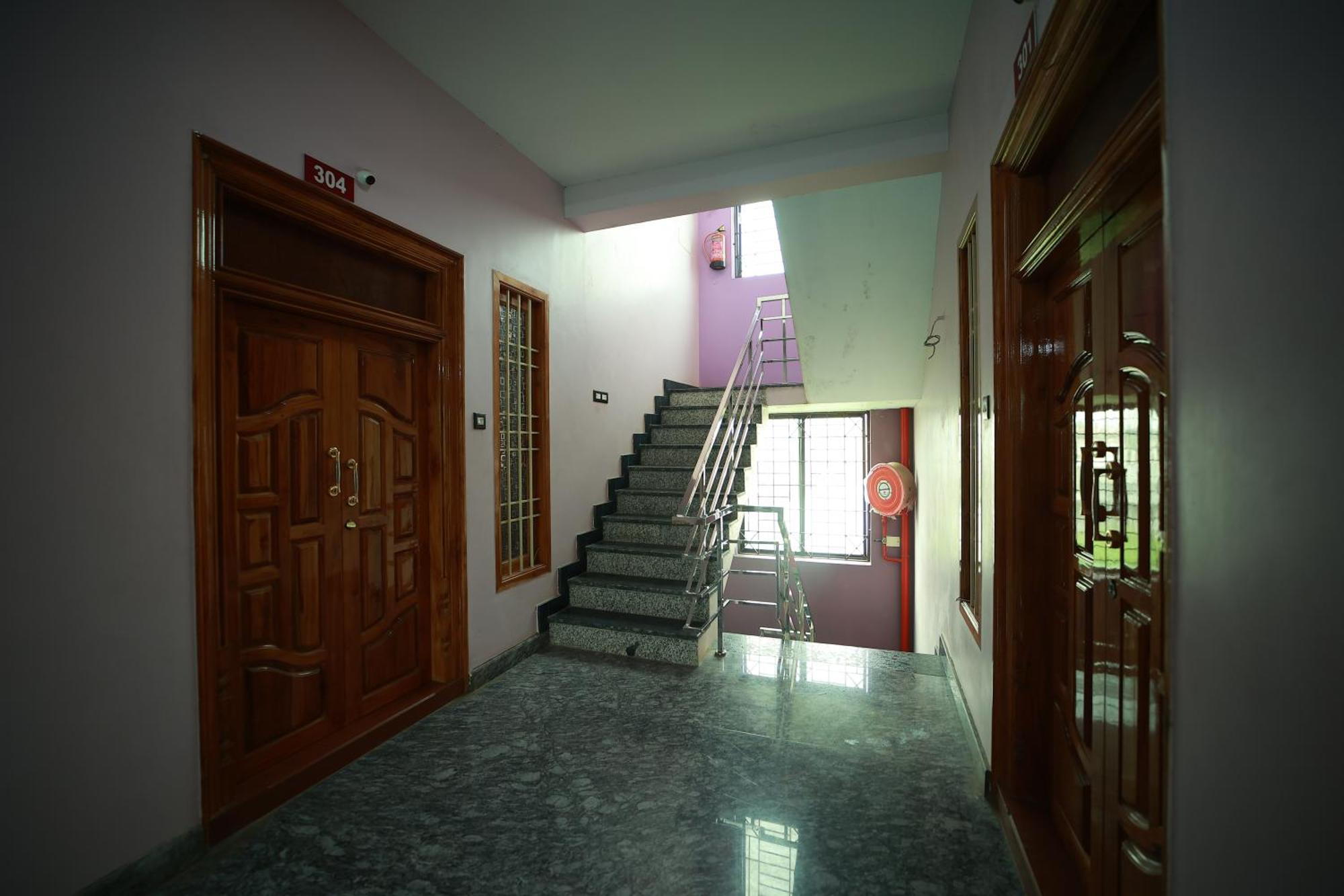 شقة Royal Castle Residency بونديتْشيري المظهر الخارجي الصورة